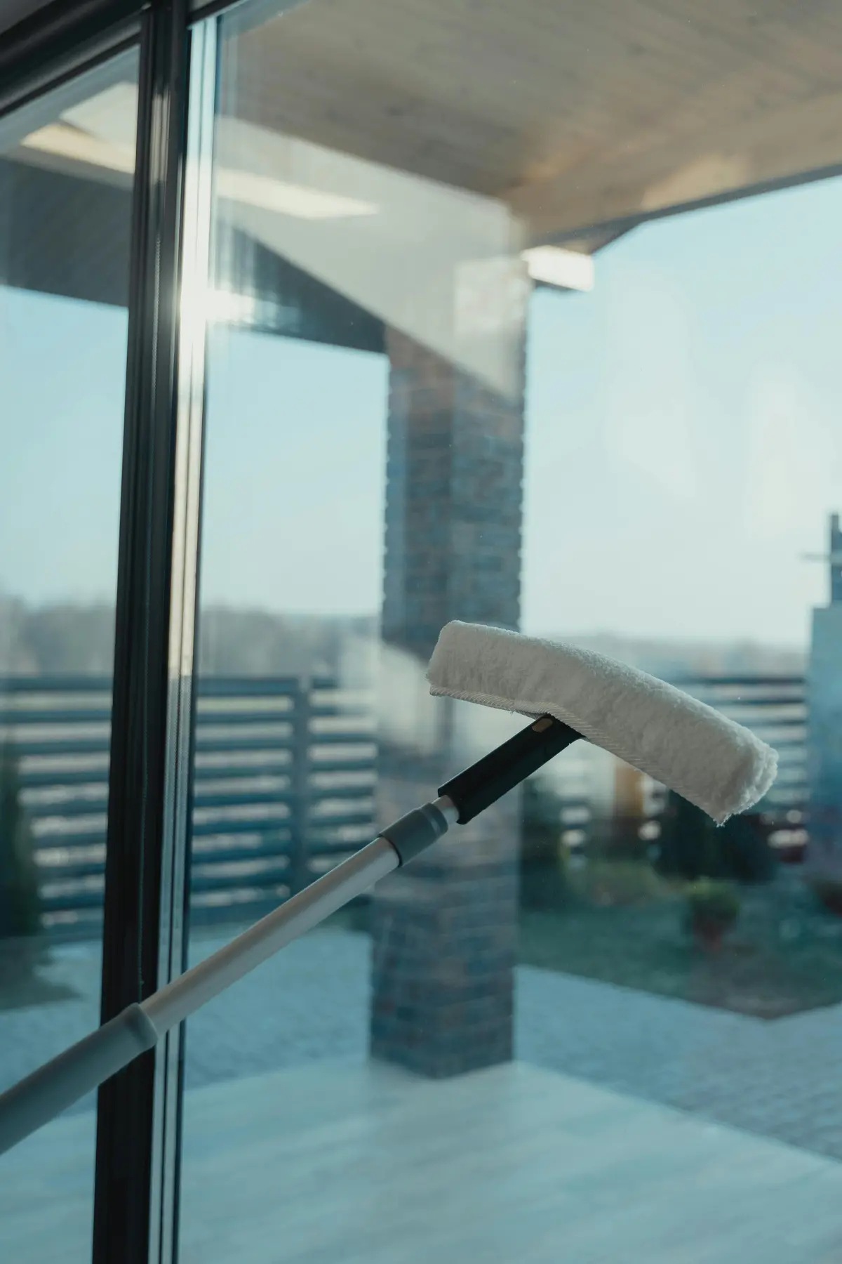 Window cleaning service Kerry — streak-free finish